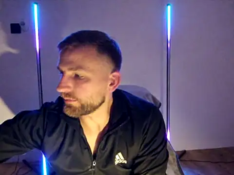 mikhael999 online show from June 2026 09:39:02 PM