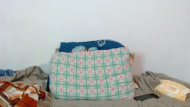 SallyMkn online show from October 2025 01:23:01 PM