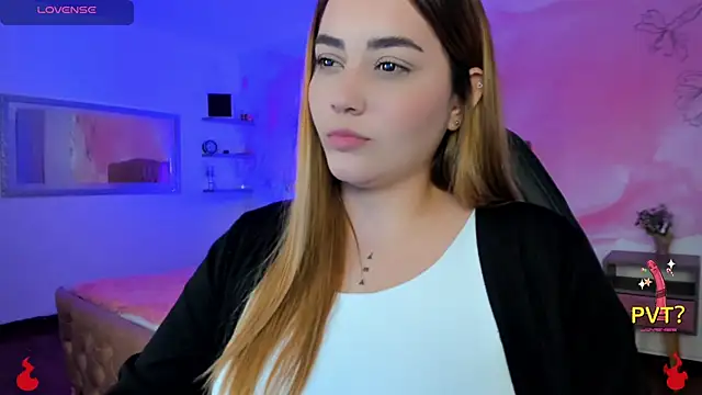 Lucia star   online show from February 2025 03:45:02 AM