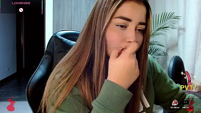 Lucia star   online show from February 2026 11:45:01 PM