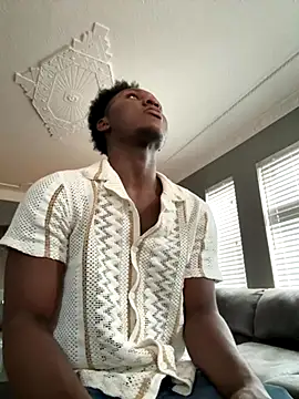 Festivitiesking1 online show from September 2025 10:24:02 PM