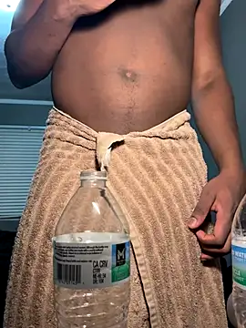 Festivitiesking1 online show from December 2025 04:39:02 AM