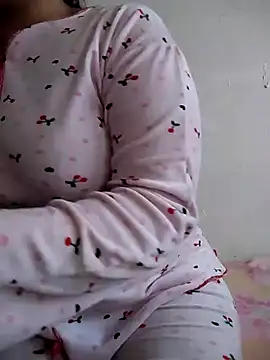 Snapshot of Dalou3a69 chatting on December 2024 04:40:01 PM Dalou3a69 online show from December 2024 04:40:01 PM