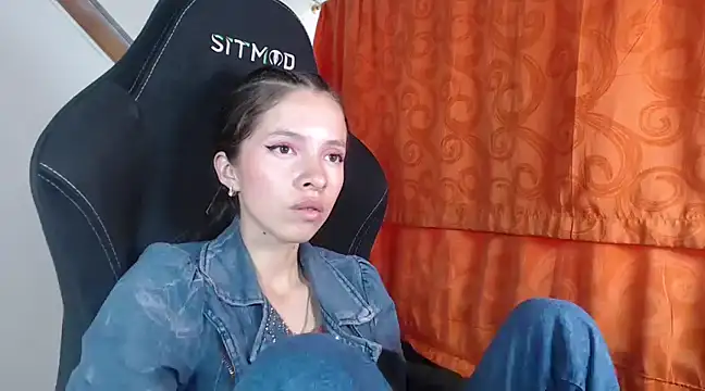 sweetdam12 online show from February 2025 08:25:02 PM