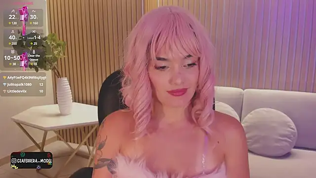 GiaFerrara online show from January 2025 09:27:01 AM