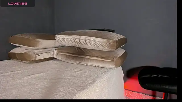 Brock hurn1 online show from September 2025 02:06:02 PM