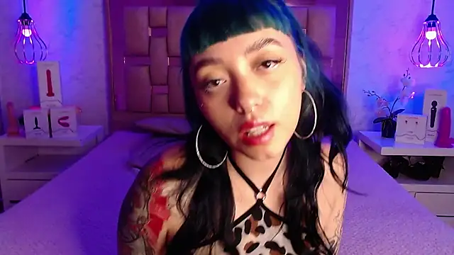 GigiVolkova online show from January 2025 10:33:02 PM