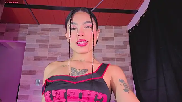 Snapshot of Dolcee_zoe chatting on February 2026 09:44:01 PM Dolcee zoe online show from February 2026 09:44:01 PM