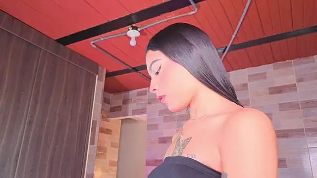 Snapshot of Dolcee_zoe chatting on February 2026 09:33:01 PM Dolcee zoe online show from February 2026 09:33:01 PM