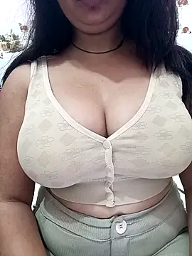 cute-mahek online show from February 2026 06:17:02 PM