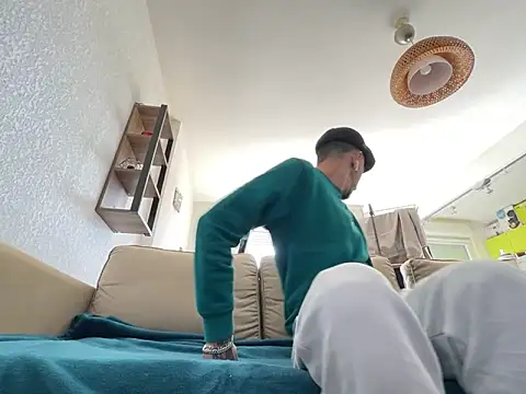 Rebeu313 online show from March 2025 10:26:02 AM