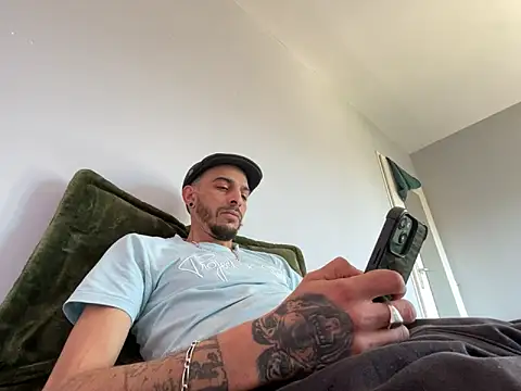 Rebeu313 online show from March 2026 10:31:02 AM