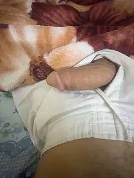 Snapshot of hamed-697 chatting on March 2025 01:01:01 AM hamed-697 online show from March 2025 01:01:01 AM