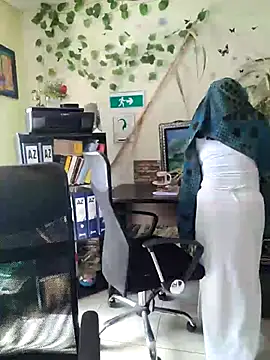 NAJWA-ARAB online show from December 2024 05:41:02 PM