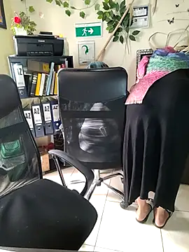 NAJWA-ARAB online show from February 2025 05:20:02 PM