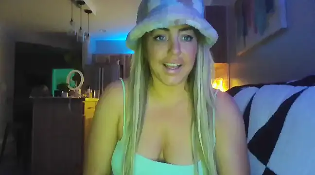 sunshinekisses online show from February 2025 04:22:01 AM