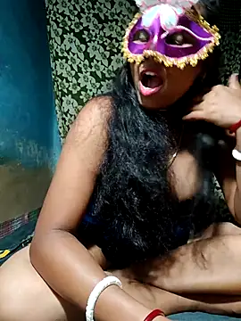 Snapshot of AparnaBoudi chatting on November 2025 06:41:04 PM AparnaBoudi online show from November 2025 06:41:04 PM