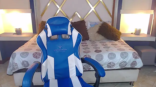 Snapshot of Perla_prg chatting on March 2025 04:44:01 PM Perla prg online show from March 2025 04:44:01 PM