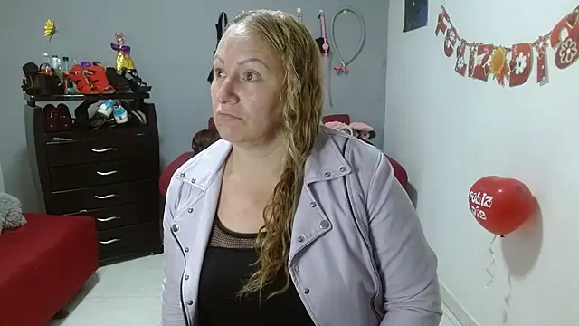 emperabigbootybigass online show from February 2025 12:13:02 PM