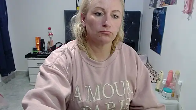 emperabigbootybigass online show from May 2026 01:13:01 AM