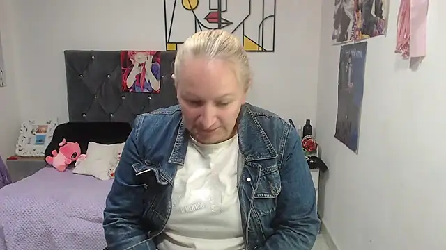 emperabigbootybigass online show from June 2026 12:31:02 PM