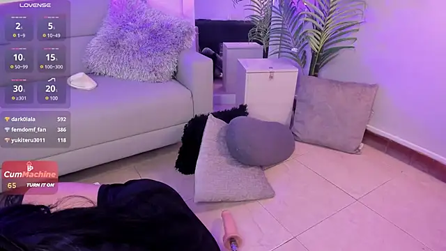 Manu Velez online show from December 2024 05:40:02 PM