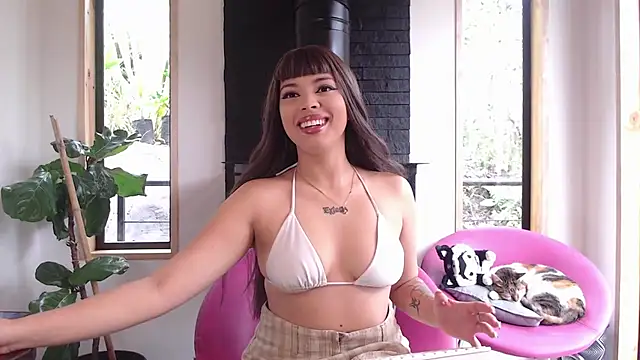 Manu Velez online show from February 2025 03:46:01 PM