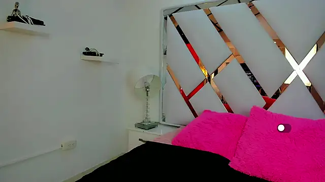 samy  milf online show from January 2026 07:28:02 PM