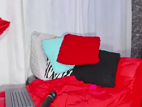 Xiomara-Suarez online show from February 2025 01:47:02 AM