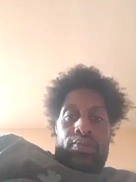 Snapshot of DevinToore chatting on December 2025 11:15:01 AM DevinToore online show from December 2025 11:15:01 AM