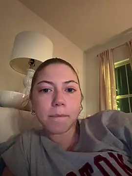 emilycoco online show from April 2026 04:01:01 AM