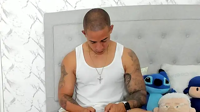 luigiferrara online show from March 2025 01:05:02 AM