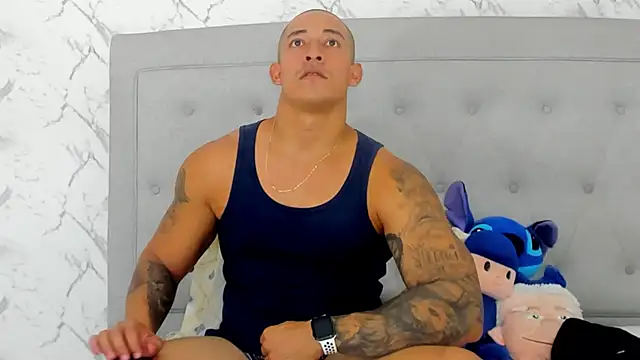 luigiferrara online show from September 2025 09:38:01 PM