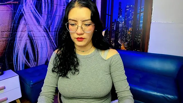 Snapshot of Violetaa_diazz chatting on December 2024 09:19:01 PM Violetaa diazz online show from December 2024 09:19:01 PM