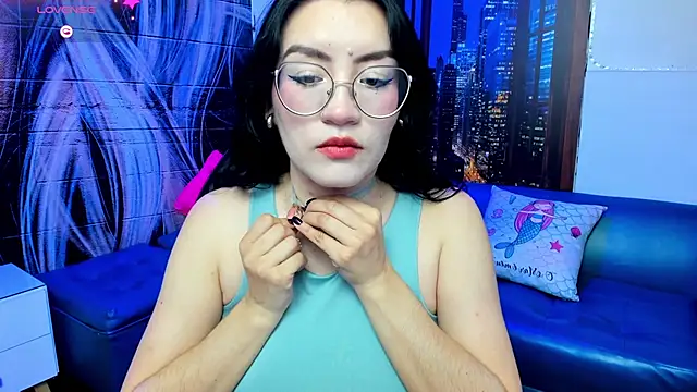 Snapshot of Violetaa_diazz chatting on January 2025 09:15:01 PM Violetaa diazz online show from January 2025 09:15:01 PM