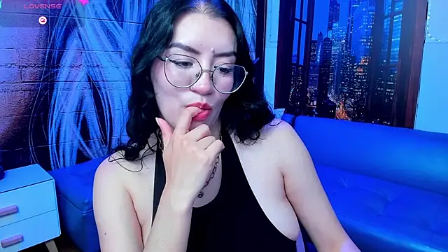 Snapshot of Violetaa_diazz chatting on February 2025 12:20:02 AM Violetaa diazz online show from February 2025 12:20:02 AM