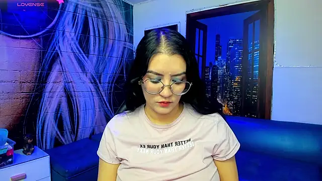 Snapshot of Violetaa_diazz chatting on February 2025 09:03:02 PM Violetaa diazz online show from February 2025 09:03:02 PM