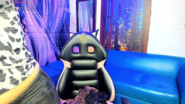 Snapshot of Violetaa_diazz chatting on February 2025 09:14:01 PM Violetaa diazz online show from February 2025 09:14:01 PM