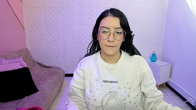 Snapshot of Violetaa_diazz chatting on October 2025 09:13:01 PM Violetaa diazz online show from October 2025 09:13:01 PM