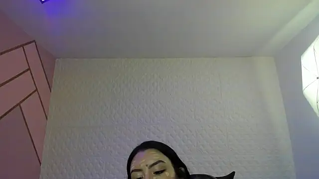 Snapshot of Violetaa_diazz chatting on October 2025 09:17:02 PM Violetaa diazz online show from October 2025 09:17:02 PM