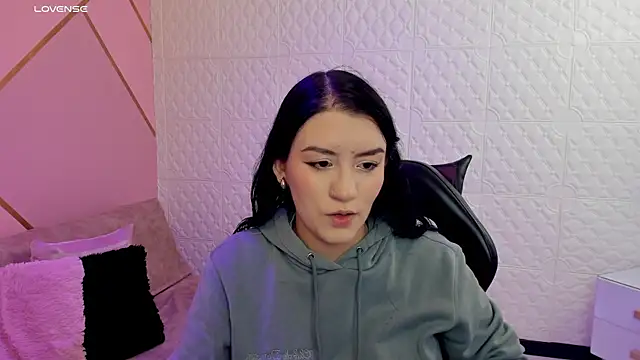 Snapshot of Violetaa_diazz chatting on October 2025 09:16:01 PM Violetaa diazz online show from October 2025 09:16:01 PM