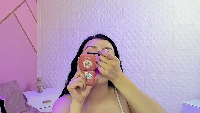 Snapshot of Violetaa_diazz chatting on November 2025 09:13:02 PM Violetaa diazz online show from November 2025 09:13:02 PM