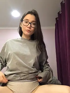 Milka23 online show from December 2024 09:19:01 PM