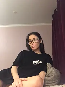 Milka23 online show from December 2024 06:05:01 PM