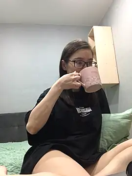 Milka23 online show from February 2025 10:52:02 PM