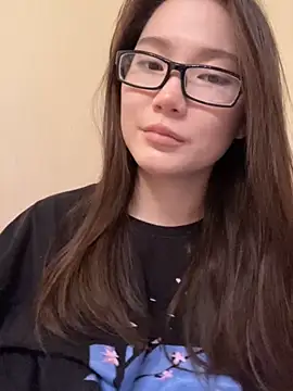 Milka23 online show from September 2025 06:31:02 PM