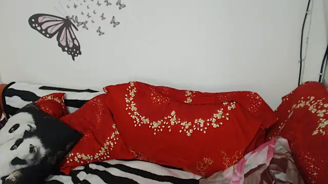 LadyHellene online show from February 2025 05:15:02 PM