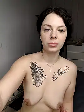 Lola Hale online show from January 2025 05:14:01 PM