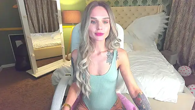 KiraGrayy online show from March 2025 04:50:02 PM