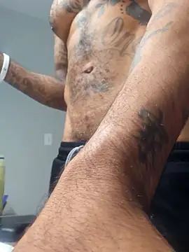 FragrantWind5 online show from October 2025 12:28:02 PM